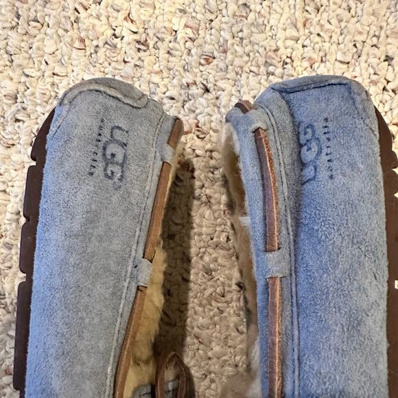 UGG Womens 8 Dakota Suede Sheep wool Moccasins Slippers Sheepskin Shoes Blue - Picture 9 of 15
